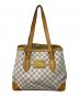 LOUIS VUITTON（ルイ ヴィトン）の古着「ハムステッドMM　ダミエ・アズール　トートバッグ」｜ホワイト