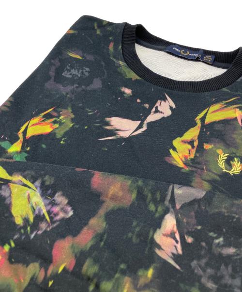 FRED PERRY（フレッドペリー）FRED PERRY (フレッドペリー) FLORAL PRINT SWEAT SHIRT ブラック サイズ:36の古着・服飾アイテム