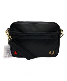 FRED PERRY（フレッドペリー）の古着「Amy Mini Shoulder Bag」｜ブラック