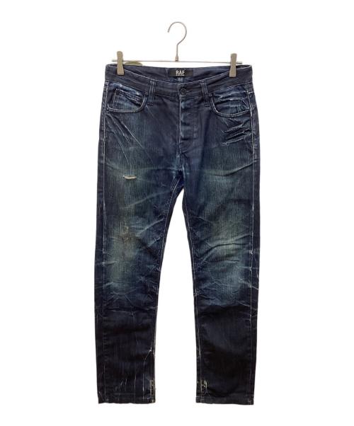 RAF BY RAF SIMONS（ラフバイ ラフシモンズ）RAF BY RAF SIMONS (ラフバイ ラフシモンズ) ダメージ加工コーティングデニムパンツ インディゴ サイズ:30の古着・服飾アイテム