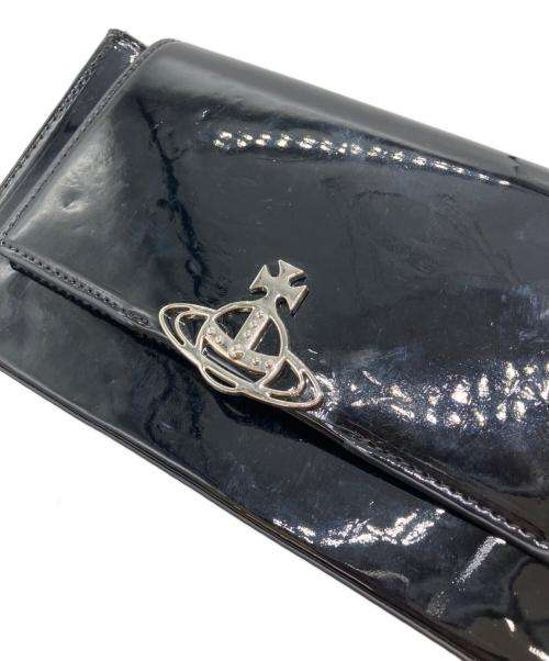 Vivienne Westwood（ヴィヴィアンウエストウッド）Vivienne Westwood (ヴィヴィアンウエストウッド) エナメルショルダーバッグ ブラックの古着・服飾アイテム