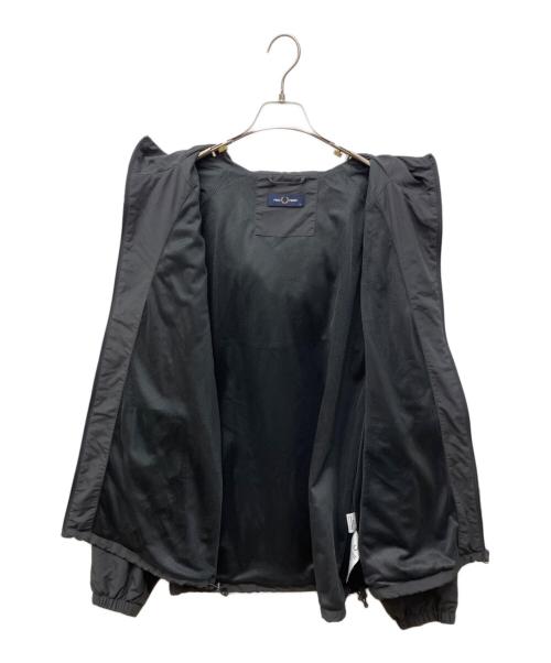 FRED PERRY（フレッドペリー）FRED PERRY (フレッドペリー) HOODED SHELL JACKET　フーデッド・シェル・ジャケット ブラック サイズ:XLの古着・服飾アイテム