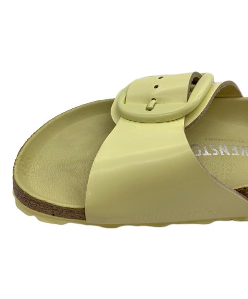 BIRKENSTOCK（ビルケンシュトック）BIRKENSTOCK (ビルケンシュトック) ビッグバッグルサンダル イエロー サイズ:35の古着・服飾アイテム