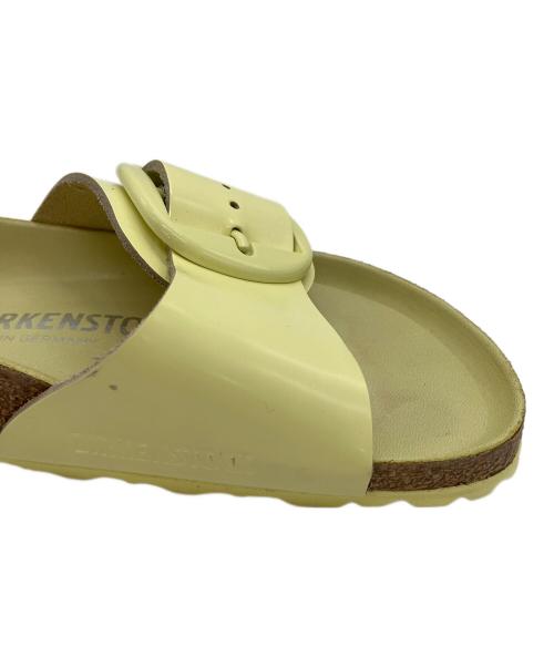 BIRKENSTOCK（ビルケンシュトック）BIRKENSTOCK (ビルケンシュトック) ビッグバッグルサンダル イエロー サイズ:35の古着・服飾アイテム