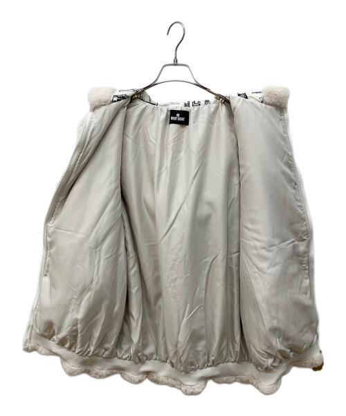 MARY QUANT（マリークヮント）MARY QUANT (マリークヮント) ビジューデイジーファーBIGパーカ ブルゾン アイボリー サイズ:Mの古着・服飾アイテム
