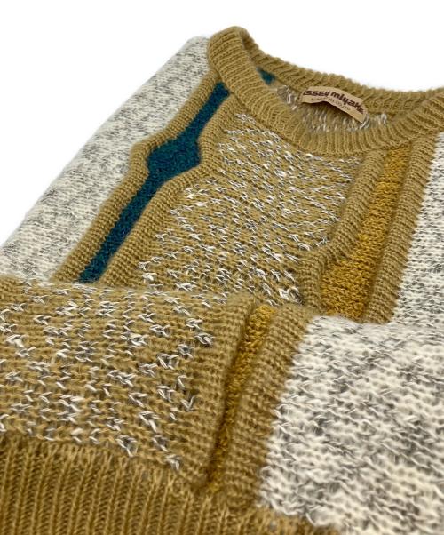 ISSEY MIYAKE（イッセイミヤケ）ISSEY MIYAKE (イッセイミヤケ) 3Dニット イエロー サイズ:FREEの古着・服飾アイテム