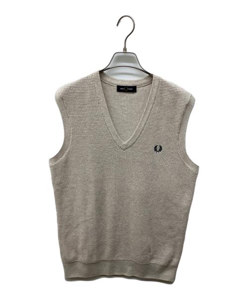 FRED PERRY（フレッドペリー）FRED PERRY (フレッドペリー) ワッフルニットベスト ベージュ サイズ:Mの古着・服飾アイテム