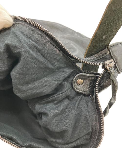 BALENCIAGA（バレンシアガ）BALENCIAGA (バレンシアガ) ザ・デイ ショルダーバッグ ブラックの古着・服飾アイテム