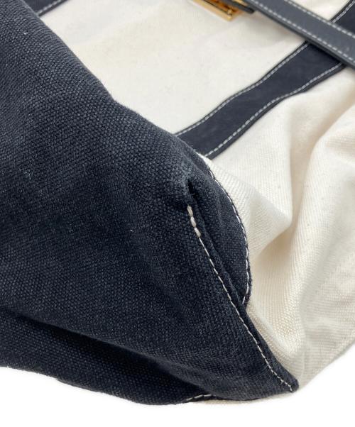 SITA PARANTICA（シータパランティカ）sita parantica (シータパランティカ) TOTE CVL M チャームセット アイボリーの古着・服飾アイテム