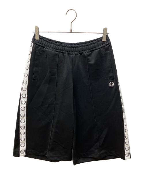 FRED PERRY（フレッドペリー）FRED PERRY (フレッドペリー) Taped Track Shorts ブラック サイズ:10の古着・服飾アイテム