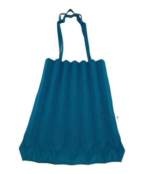 me ISSEY MIYAKE（ミーイッセイ ミヤケ）me ISSEY MIYAKE (ミーイッセイ ミヤケ) トランクプリーツミニバッグ グリーンの古着・服飾アイテム