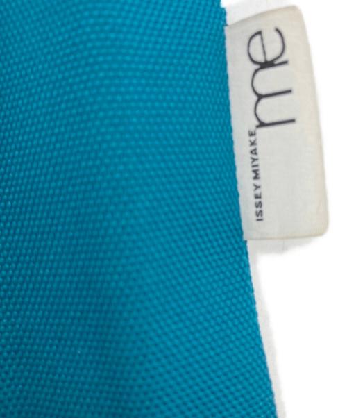 me ISSEY MIYAKE（ミーイッセイ ミヤケ）me ISSEY MIYAKE (ミーイッセイ ミヤケ) トランクプリーツミニバッグ グリーンの古着・服飾アイテム