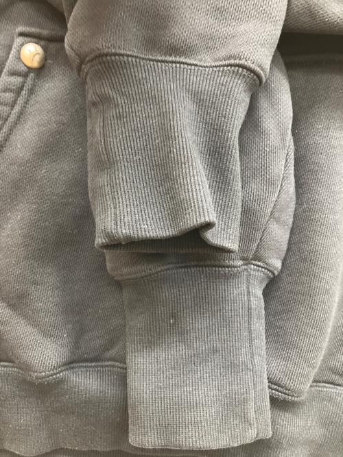 THUG CLUB（サグ クラブ）THUG CLUB (サグ クラブ) アーマー フーディー TCロゴ スタッズ パーカー ブラック サイズ:2の古着・服飾アイテム