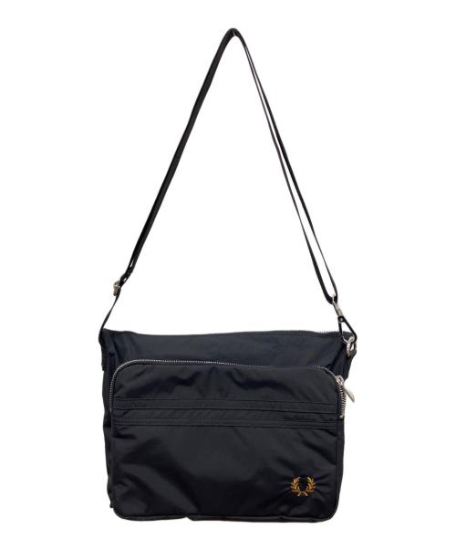 FRED PERRY（フレッドペリー）FRED PERRY (フレッドペリー) Brentham Crossbody Bag ブラックの古着・服飾アイテム