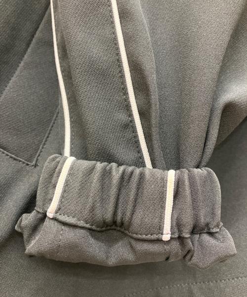 HIDE AND SEEK（ハイドアンドシーク）HIDE AND SEEK (ハイドアンドシーク) V Neck Track Jacket ブラック サイズ:Ｍの古着・服飾アイテム