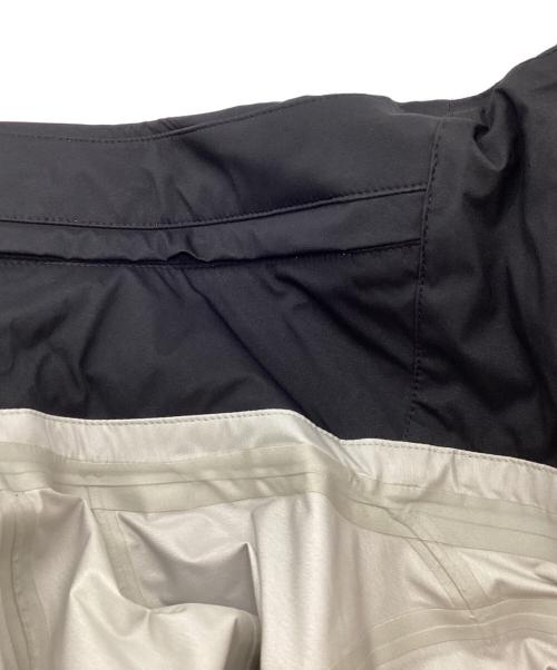DESCENTE ALLTERRAIN（デザイント オルテライン）DESCENTE ALLTERRAIN (デザイント オルテライン) HARD SHELL JACKET CREAS ブラック サイズ:Mの古着・服飾アイテム