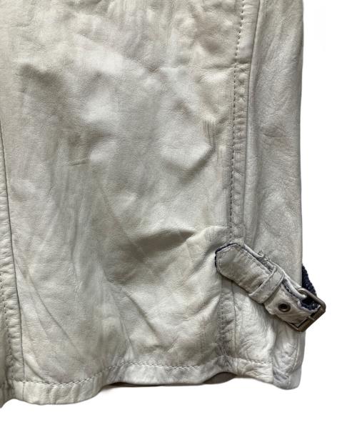 Schott（ショット）Schott (ショット) クラシックレーサーレザージャケット ホワイト サイズ:Lの古着・服飾アイテム