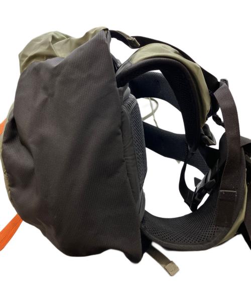 Columbia（コロンビア）Columbia (コロンビア) ワイルドウッド 30L バックパック カーキの古着・服飾アイテム