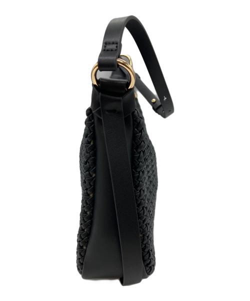 CHARLES & KEITH（チャールズアンドキース）CHARLES & KEITH (チャールズアンドキース) Calla カルラ ウーブン ショルダーバッグ ブラックの古着・服飾アイテム