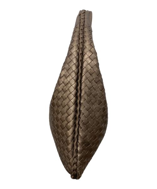 BOTTEGA VENETA（ボッテガベネタ）BOTTEGA VENETA (ボッテガベネタ) イントレチャートワンショルダーバッグ/ホーボーバッグ ブロンズの古着・服飾アイテム