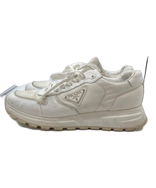 PRADA（プラダ）PRADA (プラダ) Prax 01 Re-Nylon ブラッシュドレザースニーカー ホワイト サイズ:9 1/2の古着・服飾アイテム