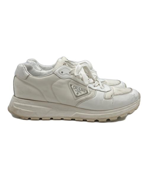 PRADA（プラダ）PRADA (プラダ) Prax 01 Re-Nylon ブラッシュドレザースニーカー ホワイト サイズ:9 1/2の古着・服飾アイテム
