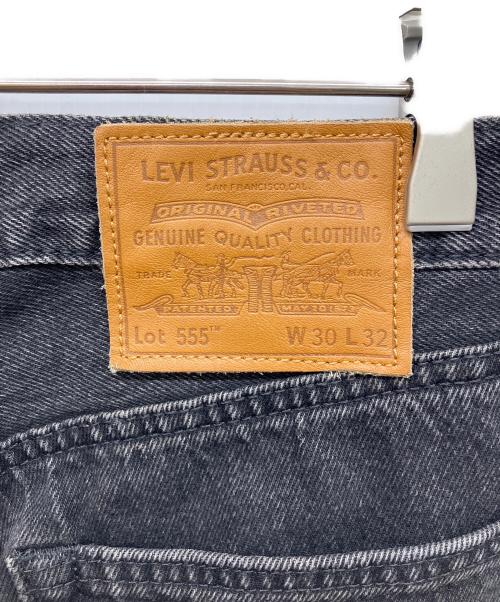 LEVI'S（リーバイス）LEVI'S (リーバイス) 555デニムパンツ ブラック サイズ:W30×L32の古着・服飾アイテム