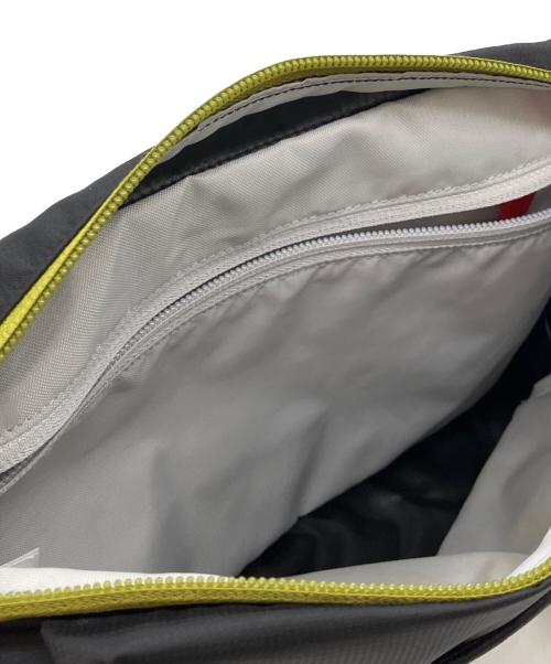 ARC'TERYX（アークテリクス）ARC'TERYX (アークテリクス) Hilliard Crossbody Bag ブラックの古着・服飾アイテム