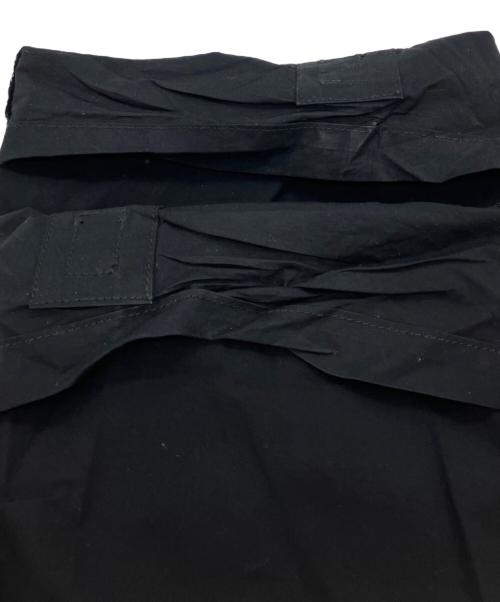 ISAMU KATAYAMA BACKLASH（イサムカタヤマ・バックラッシュ）ISAMU KATAYAMA BACKLASH (イサムカタヤマ・バックラッシュ) WIDE CARGO PANTS ブラック サイズ:Ｓの古着・服飾アイテム