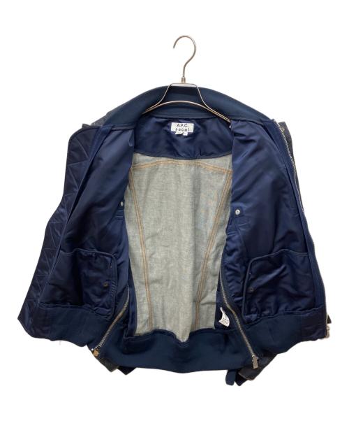 A.P.C.（アーペーセー）A.P.C. (アーペーセー) sacai (サカイ) MA-1ドッキングデニムジャケット インディゴ サイズ:XSの古着・服飾アイテム