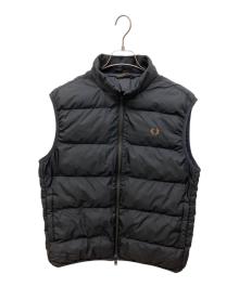 FRED PERRY（フレッドペリー）の古着「Insulated Vest」｜ブラック