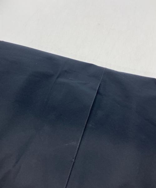 HERNO（ヘルノ）HERNO (ヘルノ) Laminarステンカラーコート ネイビー サイズ:46の古着・服飾アイテム