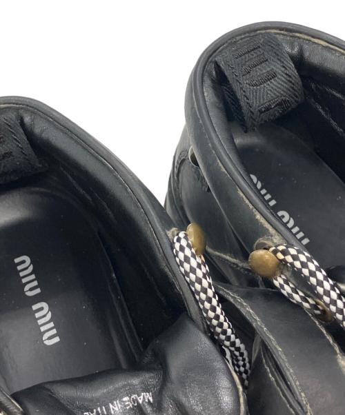 MIU MIU（ミュウミュウ）MIU MIU (ミュウミュウ) リジッドソール バイカーブーツ ブラック サイズ:371/2の古着・服飾アイテム