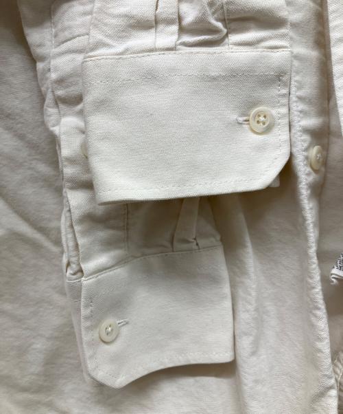 AMI Alexandre Mattiussi（アミアレクサンドルマテュッシ）AMI Alexandre Mattiussi (アミアレクサンドルマテュッシ) SMALL HEART LOGO OXFORD SHIRT ホワイト サイズ:38の古着・服飾アイテム