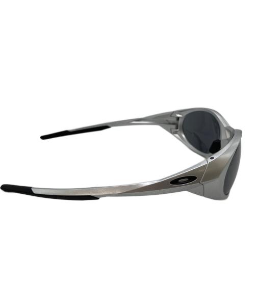 OAKLEY（オークリー）OAKLEY (オークリー) Eye Jacket Redux　アイジャケット レダックス　サングラス シルバー サイズ:58□19 137の古着・服飾アイテム