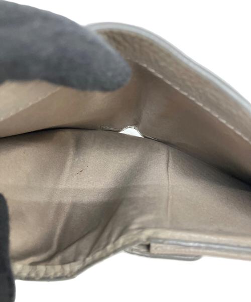 Maison Margiela（メゾンマルジェラ）Maison Margiela (メゾンマルジェラ) 4ステッチ 二つ折り ウォレット グレーの古着・服飾アイテム