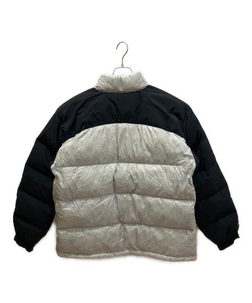 MOUNTAIN HARD WEAR（マウンテンハードウェア）MOUNTAIN HARD WEAR (マウンテンハードウェア) stussy (ステューシー) Subzero Down Jacket Moonshot グレー サイズ:Lの古着・服飾アイテム