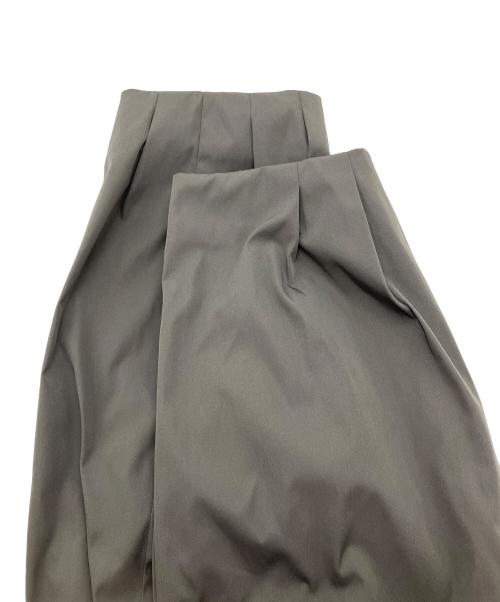 自由区（ジユウク）自由区 (ジユウク) 洗えるメモリーノーカラー コート グレー サイズ:38の古着・服飾アイテム
