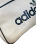 中古・古着 adidas (アディダス) ヴィンテージボストンバッグ ホワイト：8000円