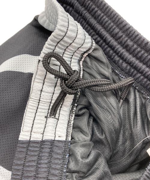 MITCHELL & NESS（ミッチェルアンドネス）MITCHELL & NESS (ミッチェルアンドネス) Mastermind JAPAN (マスターマインド ジャパン) ハーフパンツ ブラック サイズ:Lの古着・服飾アイテム