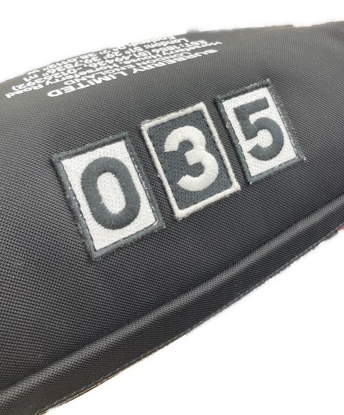 BURBERRY（バーバリー）BURBERRY (バーバリー) バッジアップリケ ソニー バムバッグ ブラックの古着・服飾アイテム