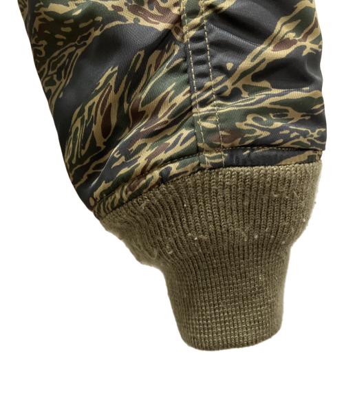 Hysteric Glamour（ヒステリックグラマー）Hysteric Glamour (ヒステリックグラマー) TIGER STRIPE N-2B タイガーカモ プリマロフトエアフォース ジャケット グリーン サイズ:Sの古着・服飾アイテム