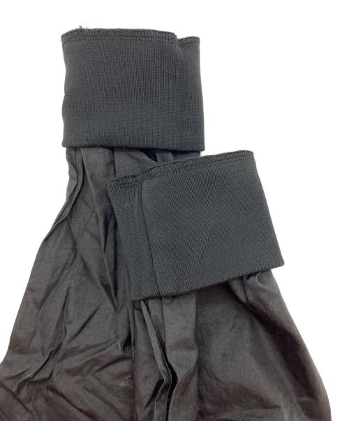 Mastermind WORLD（マスターマインド ワールド）Mastermind WORLD (マスターマインド ワールド) MITCHELL & NESS (ミッチェルアンドネス) ナイロンプルオーバー ブラック サイズ:Lの古着・服飾アイテム