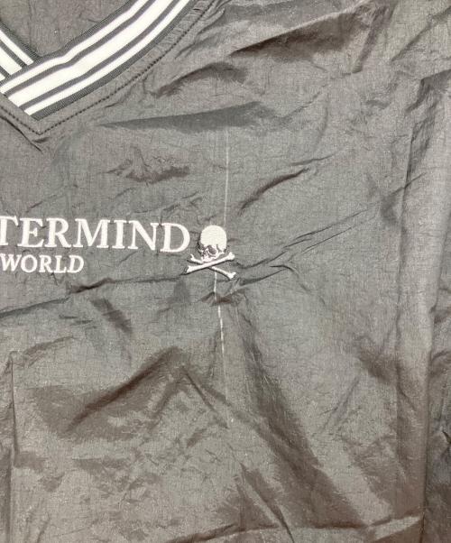 Mastermind WORLD（マスターマインド ワールド）Mastermind WORLD (マスターマインド ワールド) MITCHELL & NESS (ミッチェルアンドネス) ナイロンプルオーバー ブラック サイズ:Lの古着・服飾アイテム
