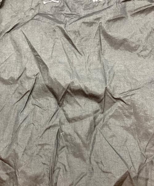 Mastermind WORLD（マスターマインド ワールド）Mastermind WORLD (マスターマインド ワールド) MITCHELL & NESS (ミッチェルアンドネス) ナイロンプルオーバー ブラック サイズ:Lの古着・服飾アイテム