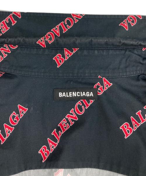 BALENCIAGA（バレンシアガ）BALENCIAGA (バレンシアガ) Alloverスポーティジップアップ半袖シャツ/621955 TILR8 ブラック サイズ:37の古着・服飾アイテム