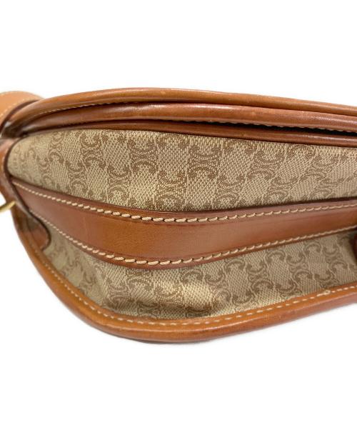 CELINE（セリーヌ）CELINE (セリーヌ) マカダム柄 フラップショルダーバッグ ブラウンの古着・服飾アイテム