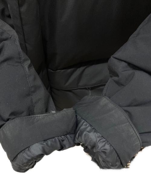 F.C.R.B.（エフシーレアルブリストル）F.C.R.B. (エフシーレアルブリストル) TOUR DOWN PARKA ダウンジャケット ブラック サイズ:Lの古着・服飾アイテム