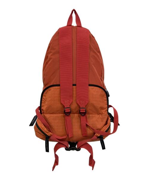 GRAMICCI（グラミチ）GRAMICCI (グラミチ) and wander (アンドワンダー) 別注2WAY RIPSTOP BAG バックパック レッドの古着・服飾アイテム