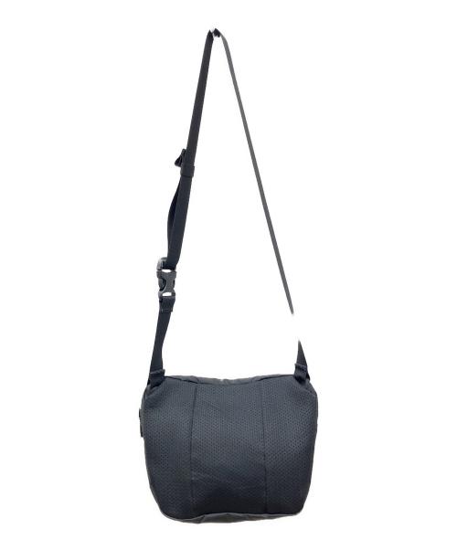 ARC'TERYX（アークテリクス）ARC'TERYX (アークテリクス) マンティス2 ショルダーバッグ ブラックの古着・服飾アイテム